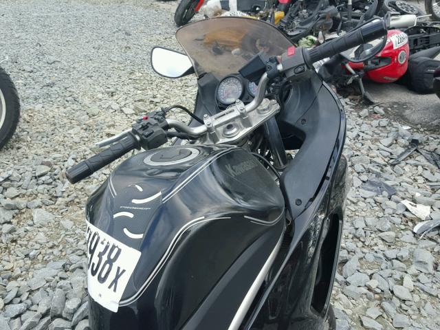 JKAEXEA108A039354 - 2008 KAWASAKI EX650 A BLACK photo 5