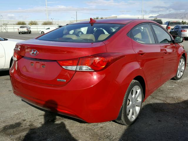 KMHDH4AEXDU947603 - 2013 HYUNDAI ELANTRA GL RED photo 4