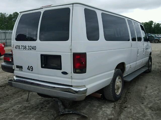 1FBSS31L72HB54968 - 2002 FORD ECONOLINE WHITE photo 4