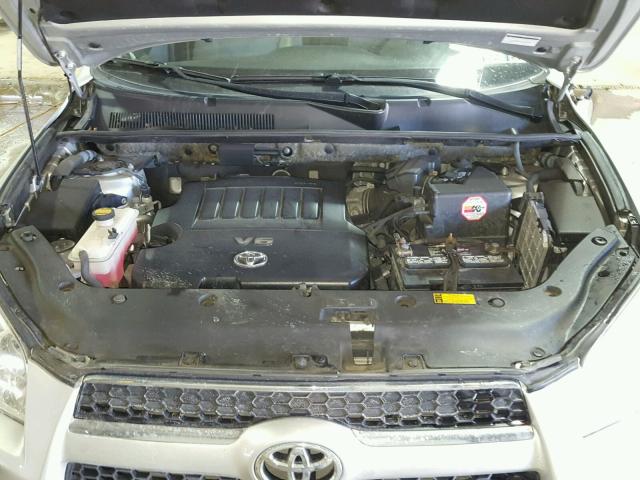 JTMDK4DV4A5088581 - 2010 TOYOTA RAV4 LIMIT SILVER photo 7