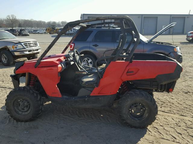 3JBKGAN24FJ000758 - 2015 CAN-AM COMMANDER RED photo 9