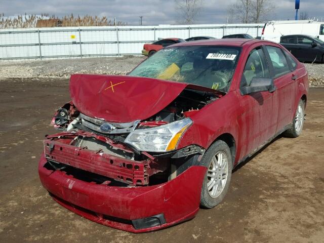 1FAHP3FNXAW214386 - 2010 FORD FOCUS SE RED photo 2