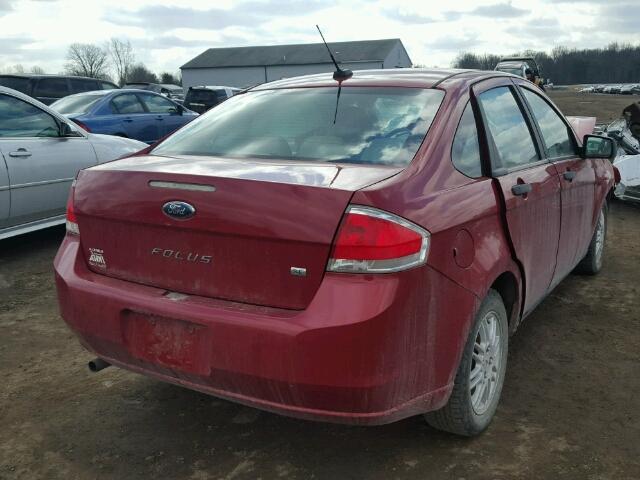 1FAHP3FNXAW214386 - 2010 FORD FOCUS SE RED photo 4