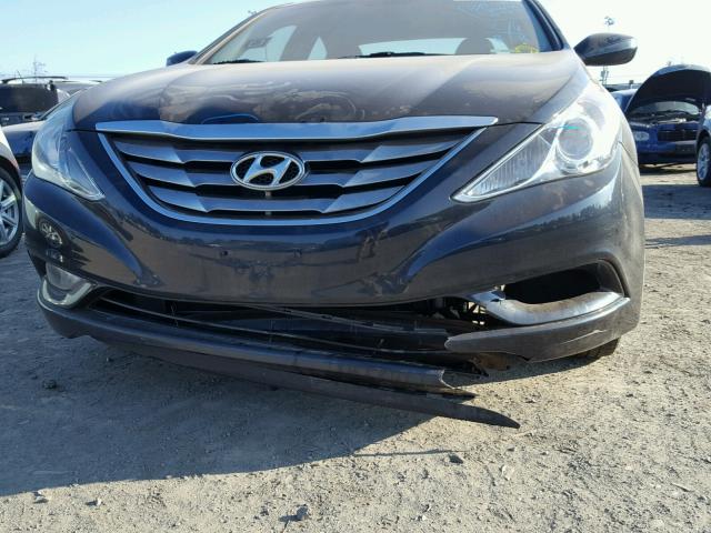 5NPEC4ACXBH156176 - 2011 HYUNDAI SONATA SE BLUE photo 9