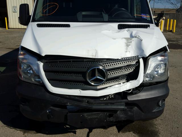 WD3PE7DD7GP241622 - 2016 MERCEDES-BENZ SPRINTER 2 WHITE photo 9