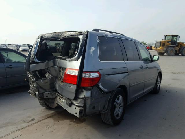 5FNRL38785B037582 - 2005 HONDA ODYSSEY EX SILVER photo 4