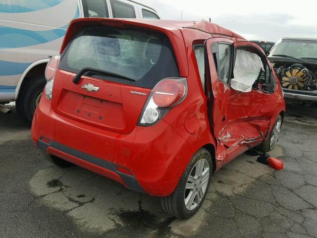 KL8CD6S91EC512977 - 2014 CHEVROLET SPARK 1LT RED photo 4