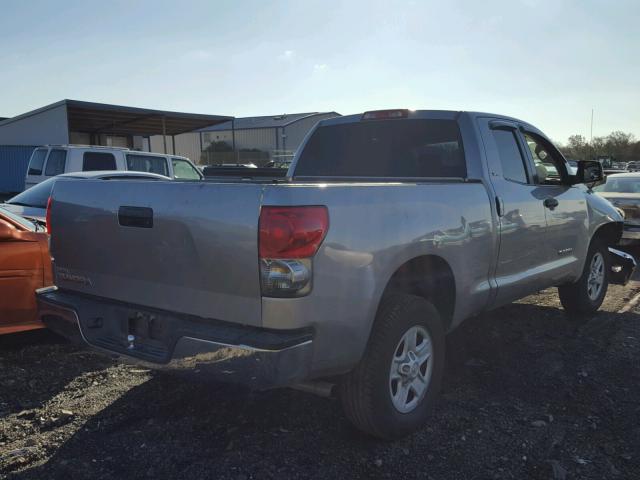 5TFRU541X7X003498 - 2007 TOYOTA TUNDRA DOU SILVER photo 4