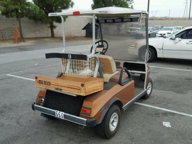 A832146109 - 1983 CLUB GOLF CART BROWN photo 4