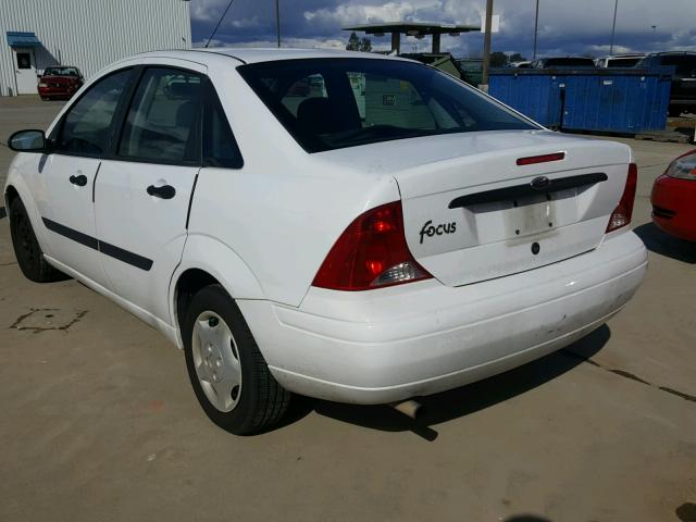 1FAFP33P32W204202 - 2002 FORD FOCUS LX WHITE photo 3