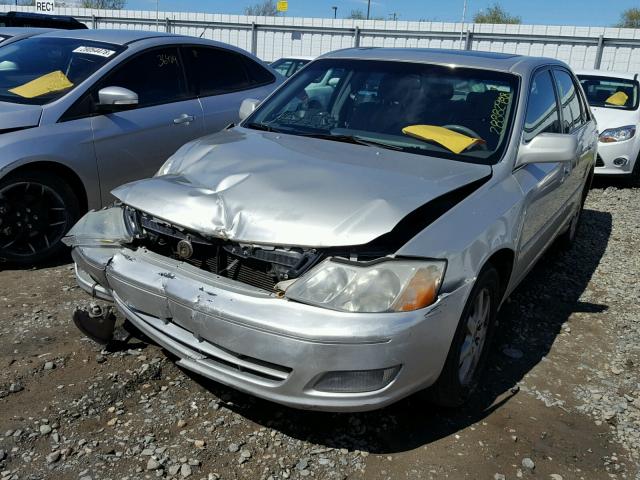 4T1BF28B71U128993 - 2001 TOYOTA AVALON XL SILVER photo 2