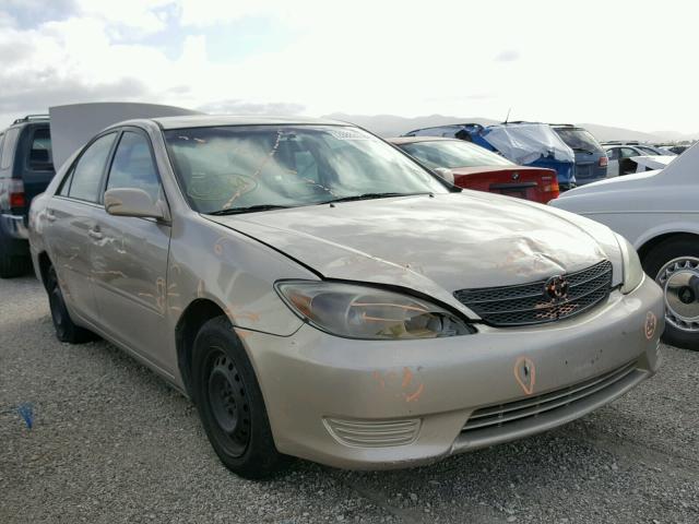 4T1BE32KX4U863537 - 2004 TOYOTA CAMRY LE GOLD photo 1