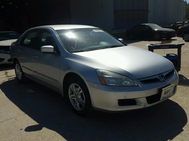 1HGCM56347A117960 - 2007 HONDA ACCORD SE SILVER photo 1