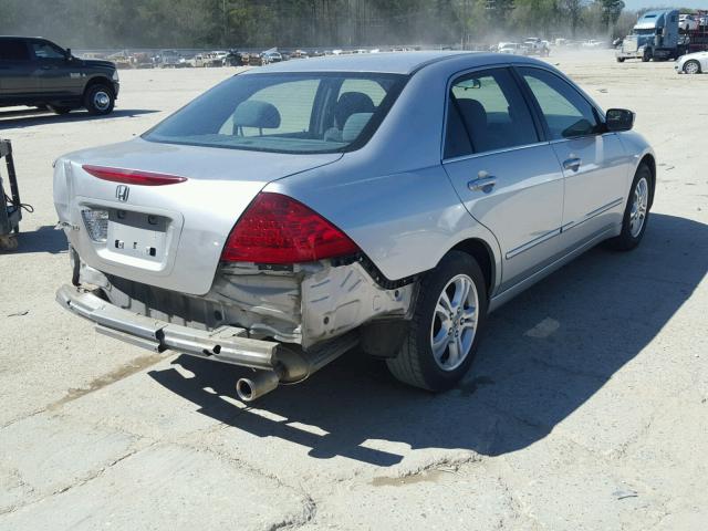 1HGCM56347A117960 - 2007 HONDA ACCORD SE SILVER photo 4