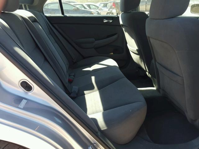 1HGCM56347A117960 - 2007 HONDA ACCORD SE SILVER photo 6