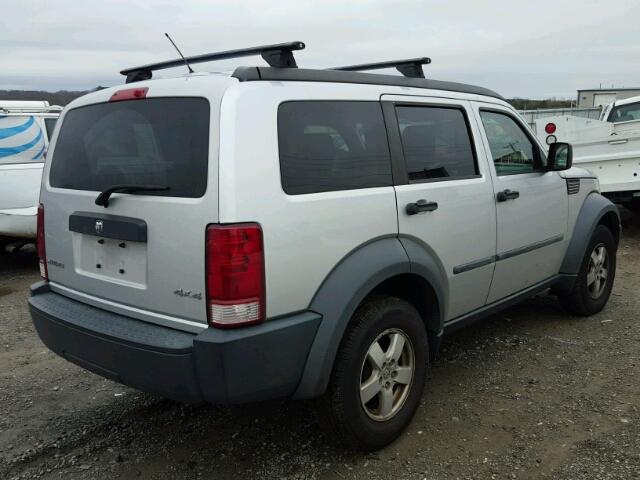 1D8GU28K97W591300 - 2007 DODGE NITRO SXT SILVER photo 4