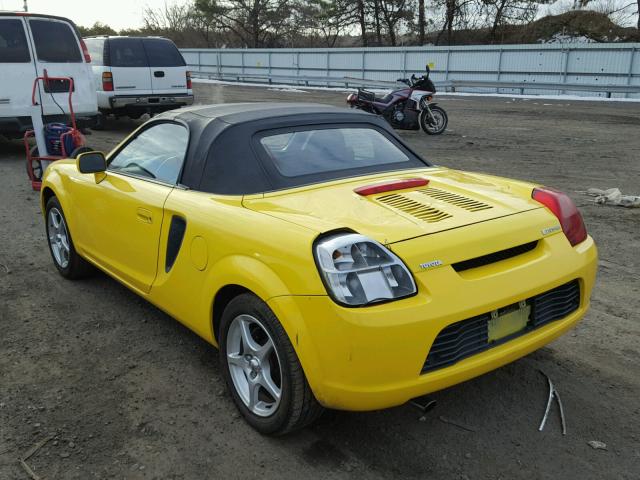 JTDFR320120051329 - 2002 TOYOTA MR2 SPYDER YELLOW photo 3