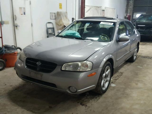 JN1CA31D81T826000 - 2001 NISSAN MAXIMA GXE GRAY photo 2