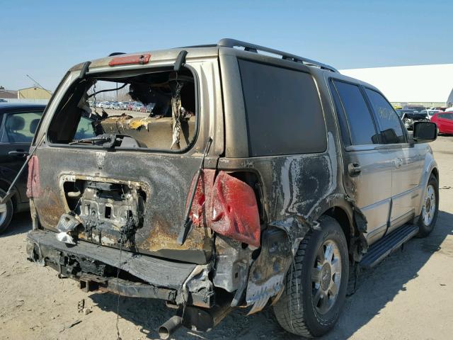 5LMFU28R93LJ38757 - 2003 LINCOLN NAVIGATOR GRAY photo 4