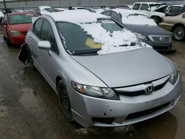 2HGFA1F58AH324828 - 2010 HONDA CIVIC LX SILVER photo 1