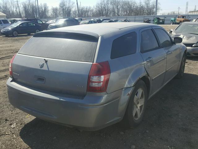 2D4FV47V06H443101 - 2006 DODGE MAGNUM SXT GRAY photo 4