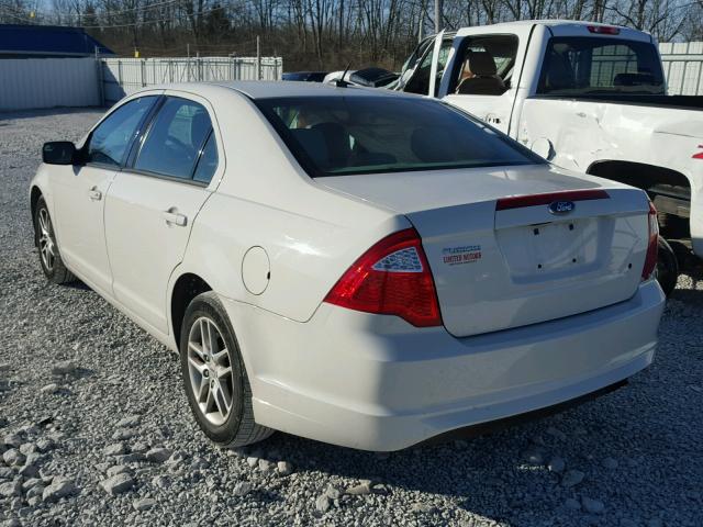 3FAHP0GA0BR337502 - 2011 FORD FUSION S CREAM photo 3