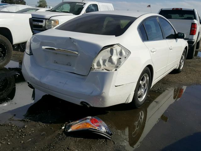 1N4AL21E67N421581 - 2007 NISSAN ALTIMA 2.5 WHITE photo 4