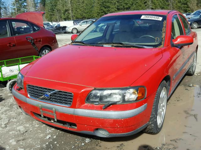 YV1RS53D922126744 - 2002 VOLVO S60 T5 RED photo 2