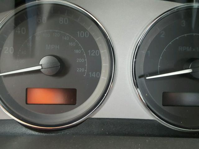 1J8HG58208C199412 - 2008 JEEP COMMANDER BLACK photo 8