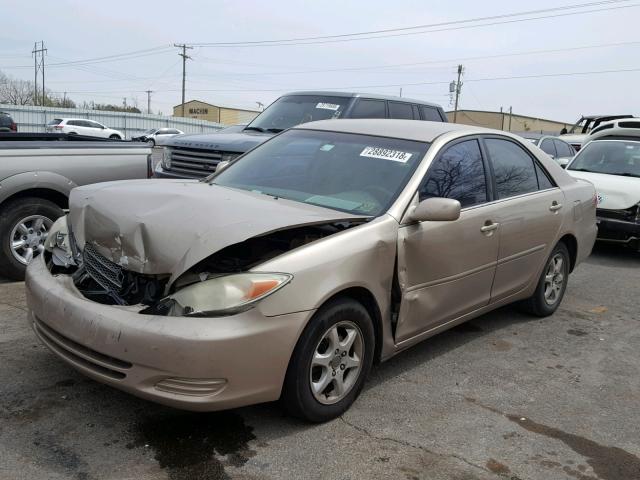 4T1BE32K14U347647 - 2004 TOYOTA CAMRY LE GOLD photo 2