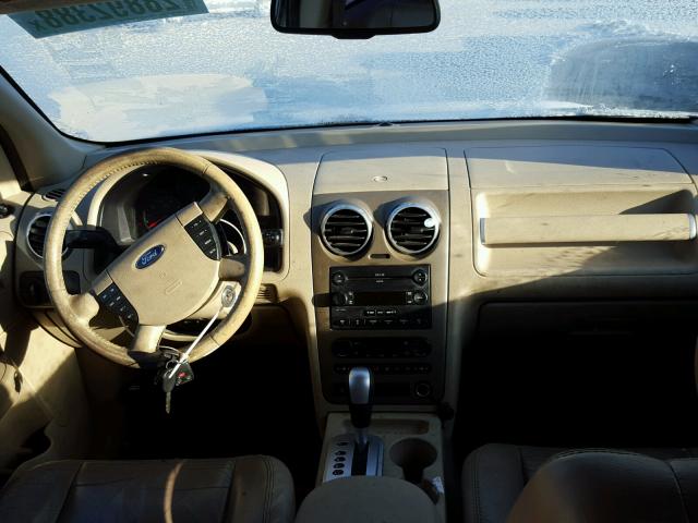 1FMZK02176GA46928 - 2006 FORD FREESTYLE TAN photo 9