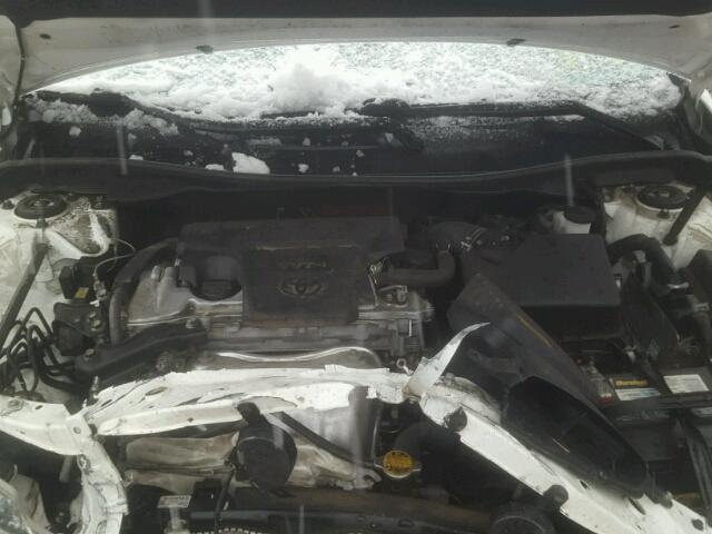 4T4BF1FK5CR199065 - 2012 TOYOTA CAMRY BASE WHITE photo 7