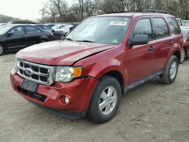 1FMCU0DG3CKA47133 - 2012 FORD ESCAPE XLT BURGUNDY photo 2