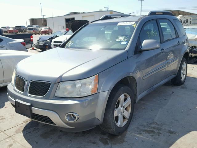 2CKDL63F766071264 - 2006 PONTIAC TORRENT GREEN photo 2