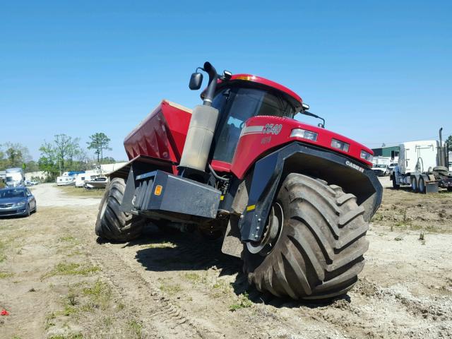 YHT046019 - 2017 CASE TRACTOR RED photo 1