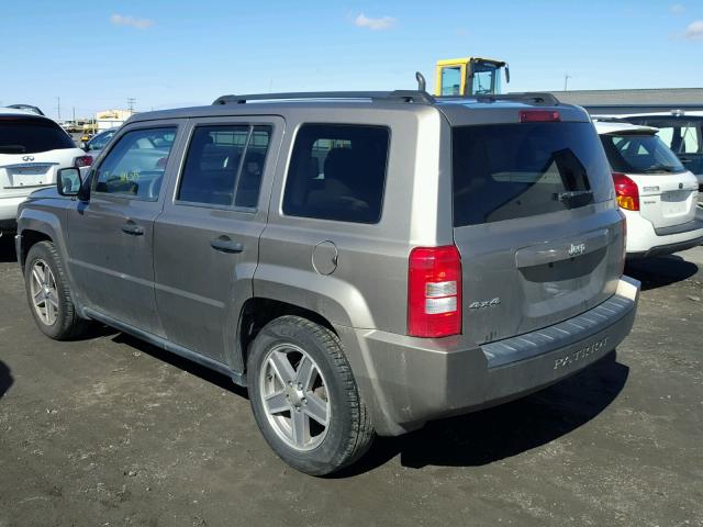 1J8FF28WX7D392770 - 2007 JEEP PATRIOT SP BEIGE photo 3