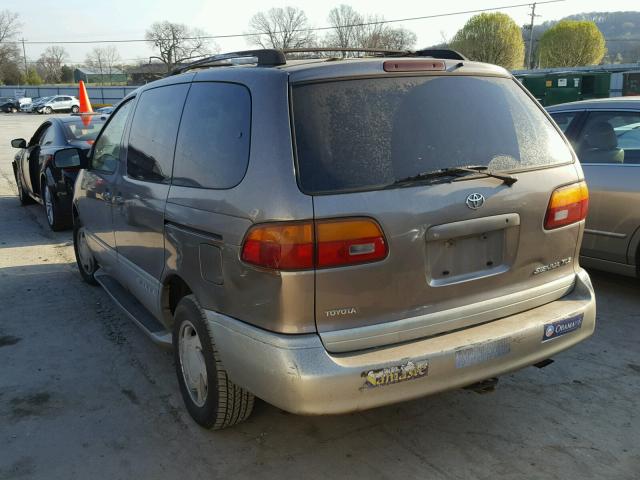 4T3ZF13C4WU061776 - 1998 TOYOTA SIENNA LE TAN photo 3