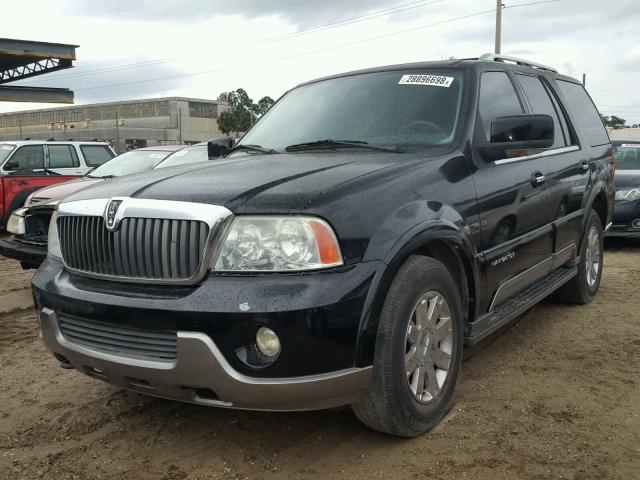 5LMFU27R94LJ29933 - 2004 LINCOLN NAVIGATOR BLACK photo 2