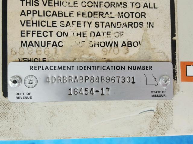 4DRBRABP84B967301 - 2004 IC CORPORATION 3000 黄色 照片 10