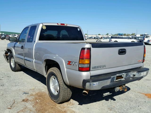 2GTEK19T041268785 - 2004 GMC NEW SIERRA SILVER photo 3