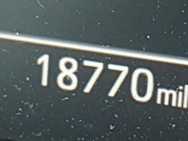 JTMRFREV2HJ121231 - 2017 TOYOTA RAV4 XLE BLUE photo 8