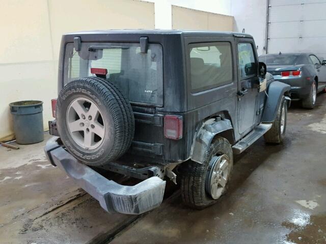 1C4AJWAGXGL136354 - 2016 JEEP WRANGLER S BLACK photo 4