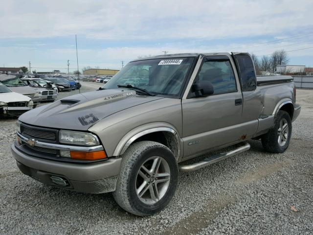 1GCDT19W118124903 - 2001 CHEVROLET S TRUCK S1 BEIGE photo 2