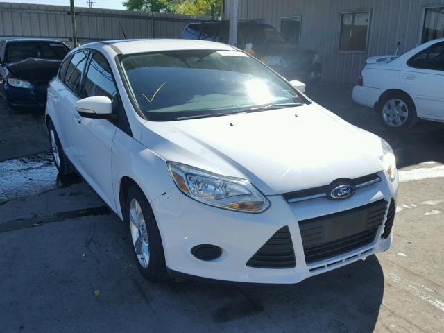1FADP3K2XDL309384 - 2013 FORD FOCUS SE WHITE photo 1