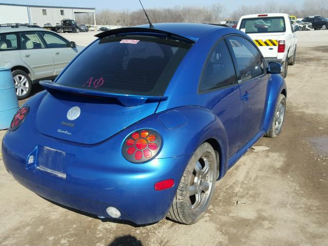 3VWCD21C83M435322 - 2003 VOLKSWAGEN NEW BEETLE 蓝色 照片 4