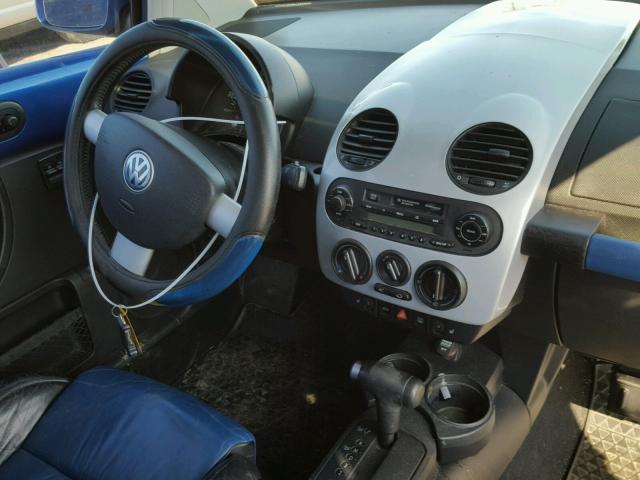 3VWCD21C83M435322 - 2003 VOLKSWAGEN NEW BEETLE 蓝色 照片 9
