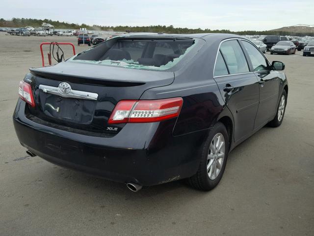 4T1BK3EK2BU624632 - 2011 TOYOTA CAMRY SE BLACK photo 4