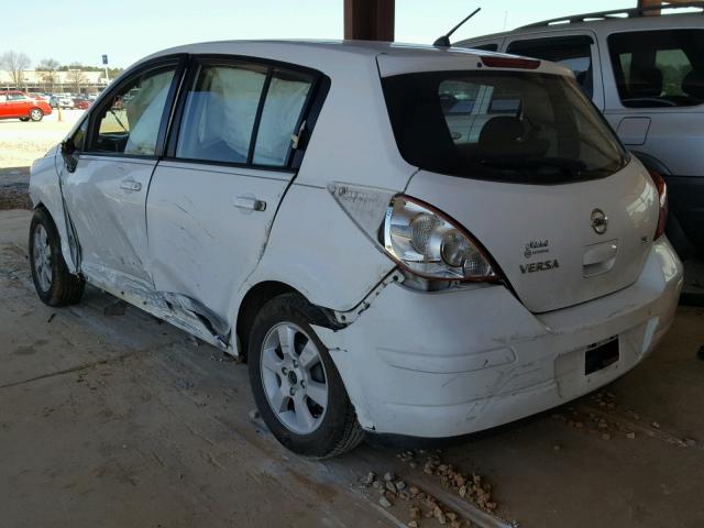 3N1BC13E79L401657 - 2009 NISSAN VERSA S WHITE photo 3