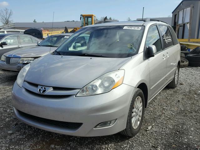 5TDZK22C49S287809 - 2009 TOYOTA SIENNA XLE SILVER photo 2