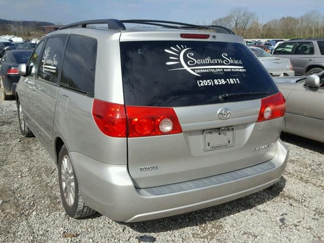 5TDZK22C49S287809 - 2009 TOYOTA SIENNA XLE SILVER photo 3